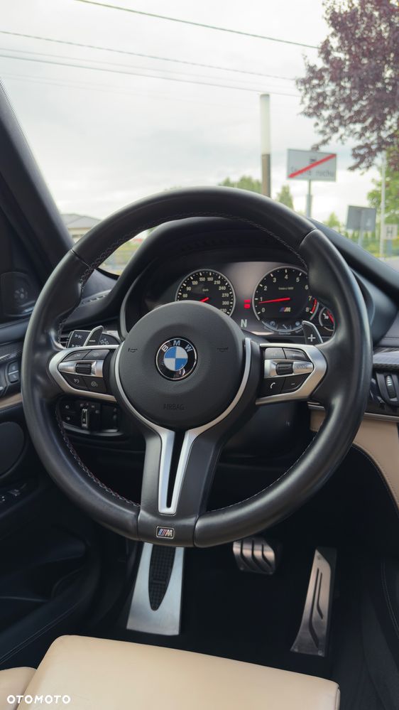 BMW X5 M Standard - 24