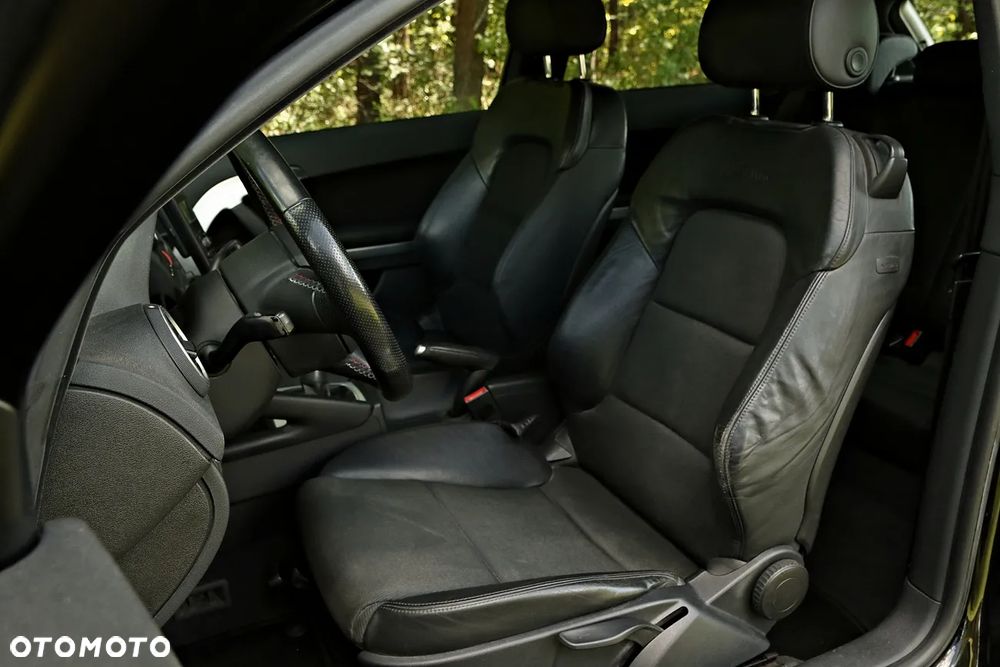 Audi A3 3-drzwiowe 1.6 S Line Sportpaket plus - 29