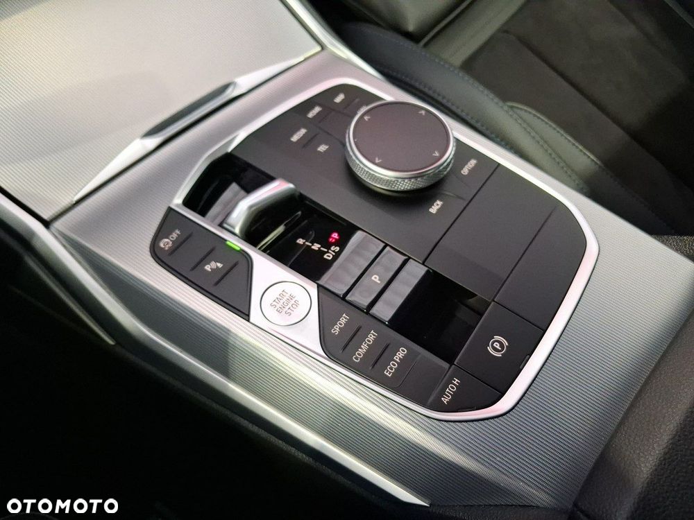 BMW Seria 3 - 25