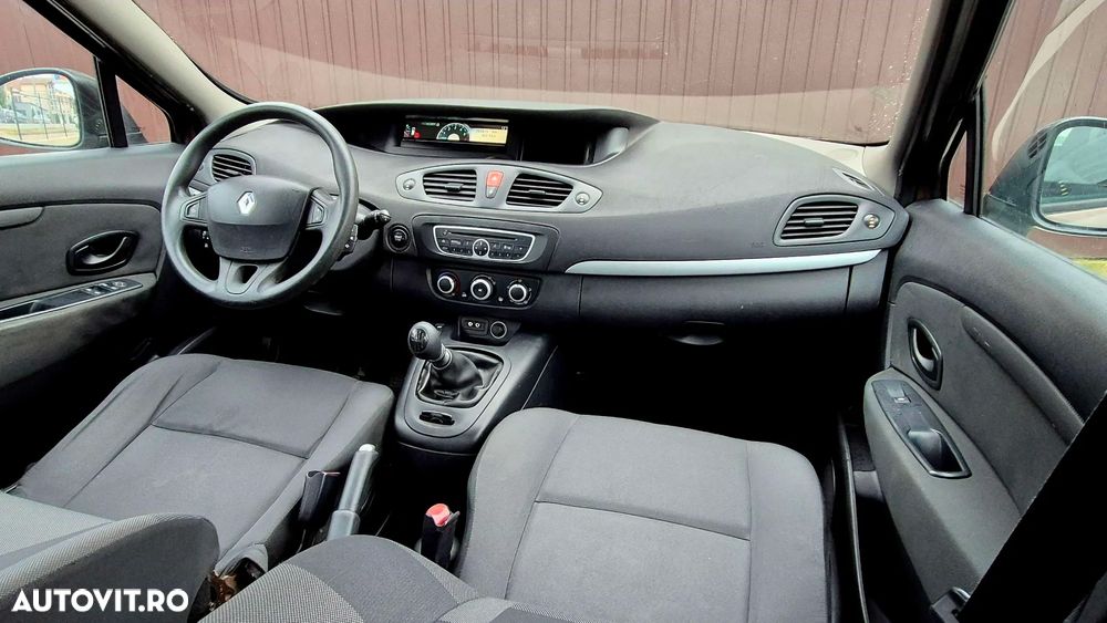 Renault Scenic - 19