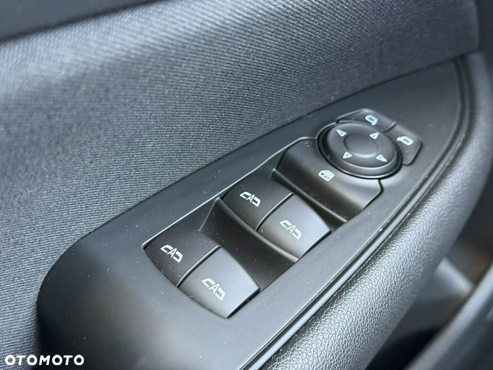 Opel Insignia 2.0 CDTI Business Elegance S&S - 23