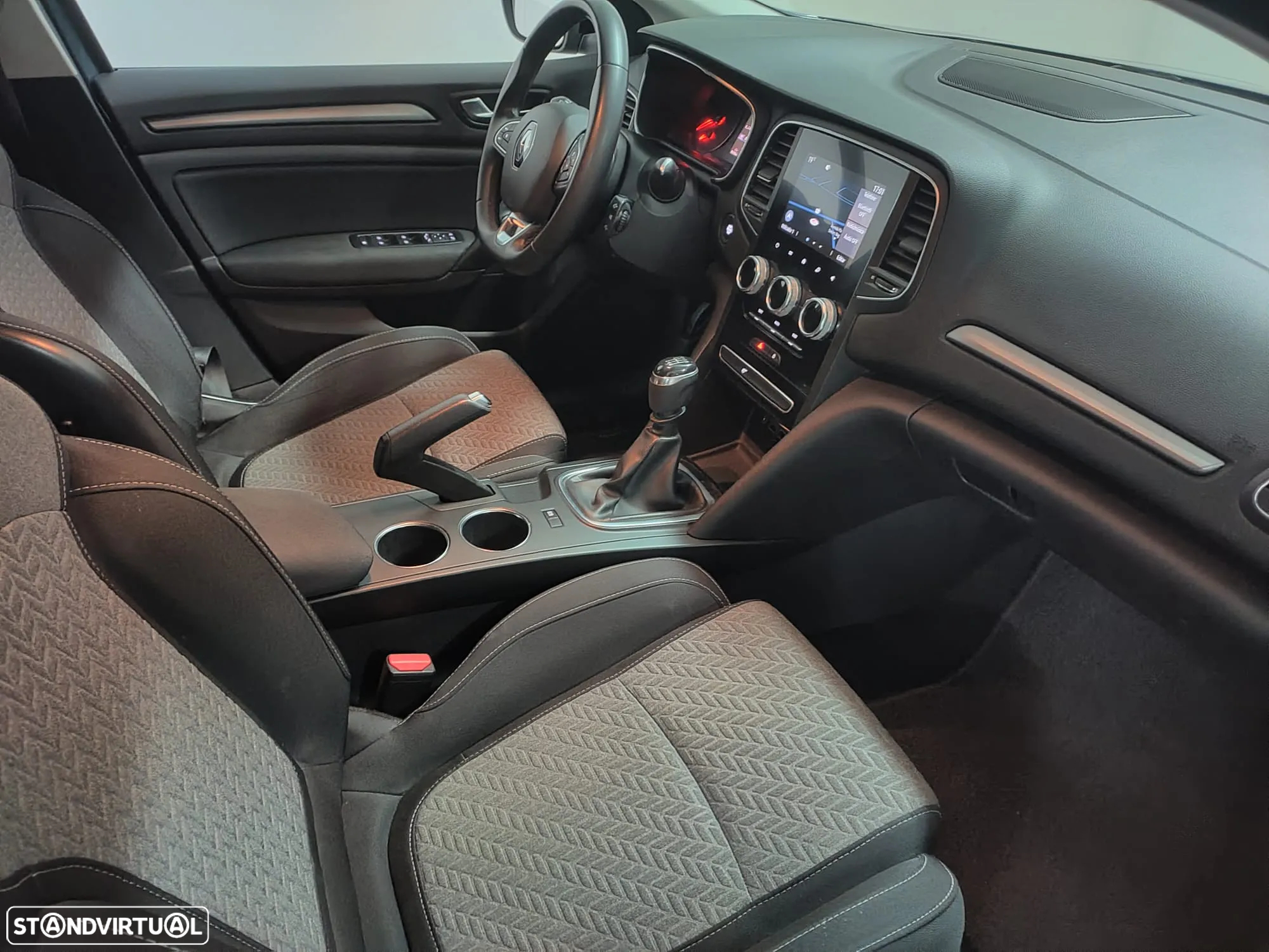 Renault Mégane 1.3 TCe Limited - 8