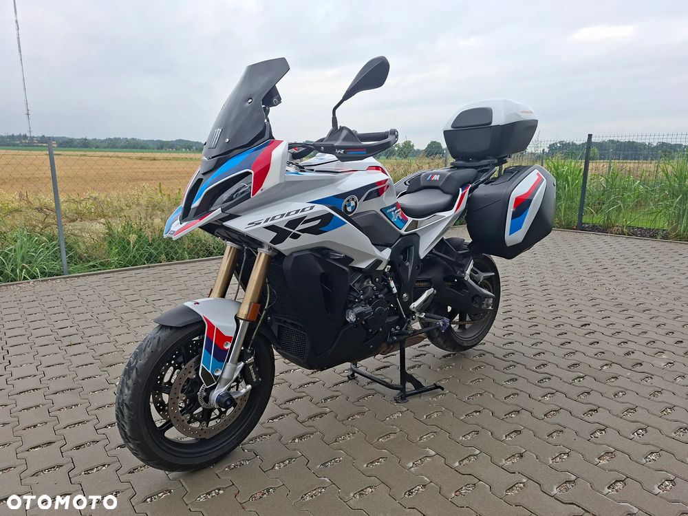 BMW XR - 2