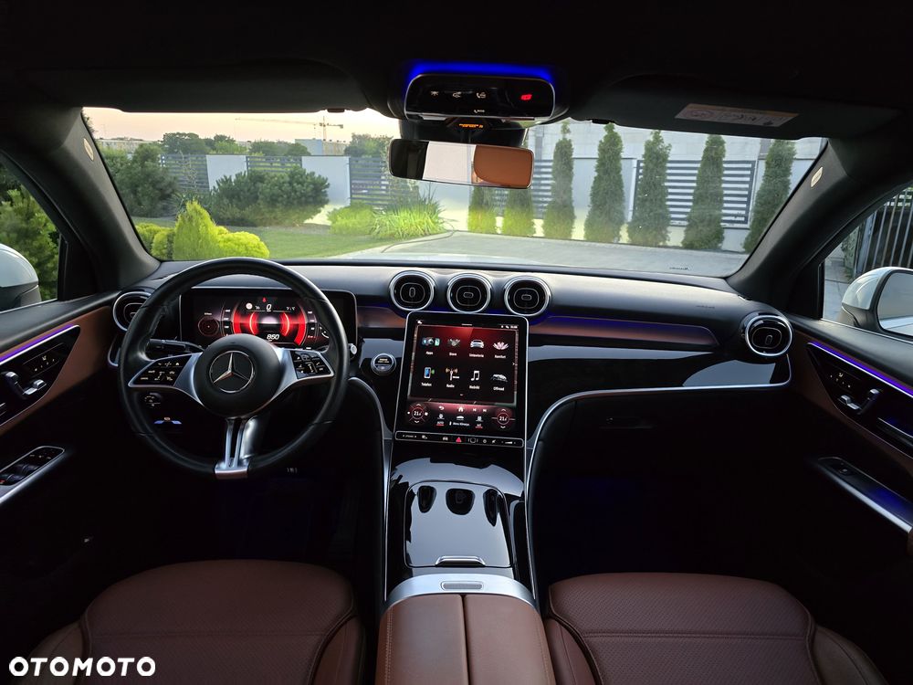 Mercedes-Benz GLC - 8