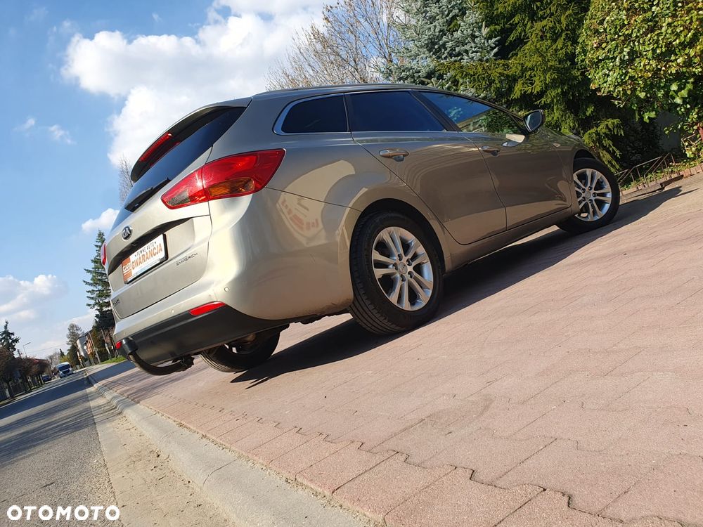 Kia Ceed 1.6 GDI Spirit - 24