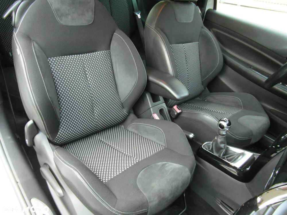 Citroën DS3 VTi 120 SoChic - 20