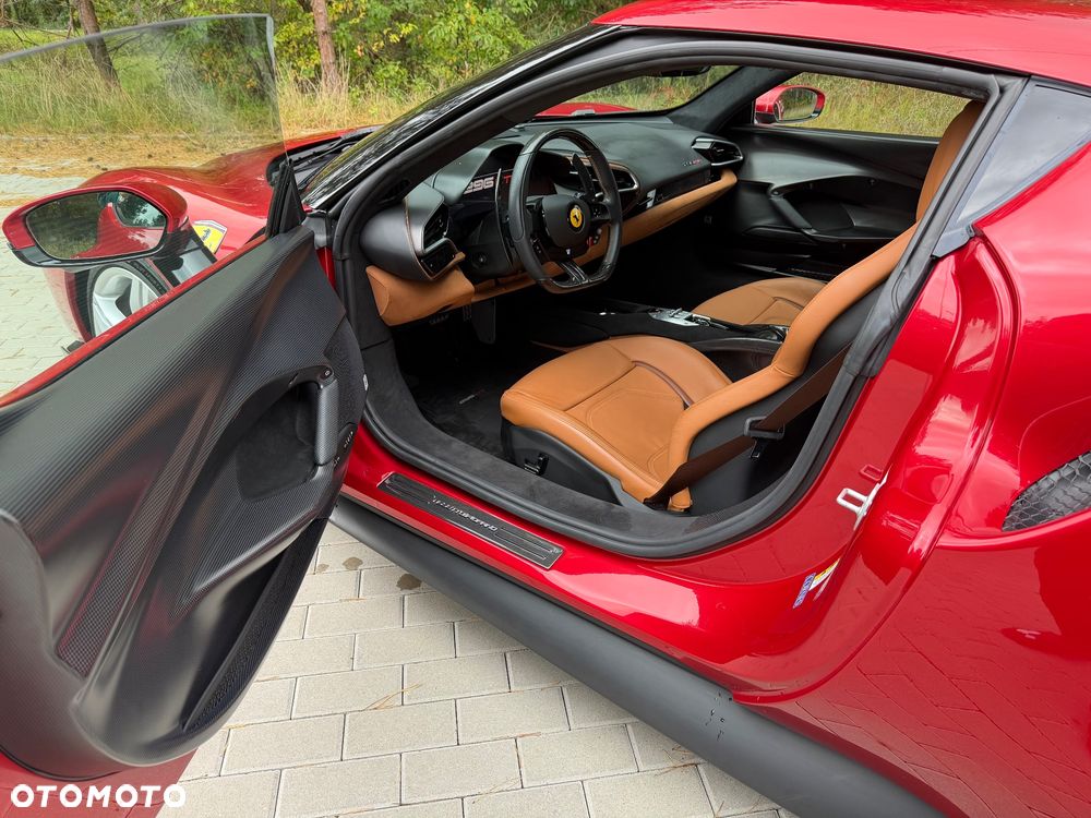 Ferrari 296 GTB - 16