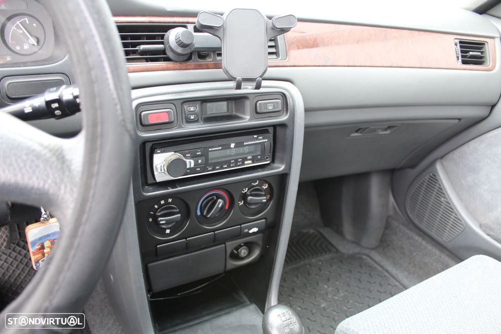 Honda Civic 1.4i - 21