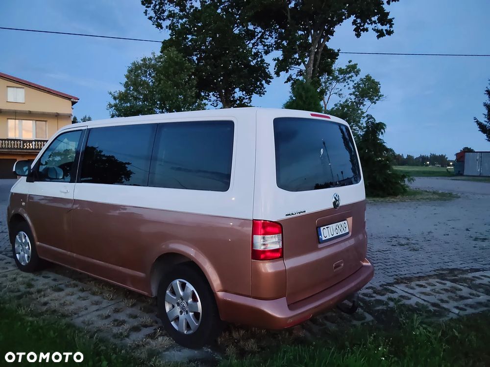 Volkswagen Transporter - 4