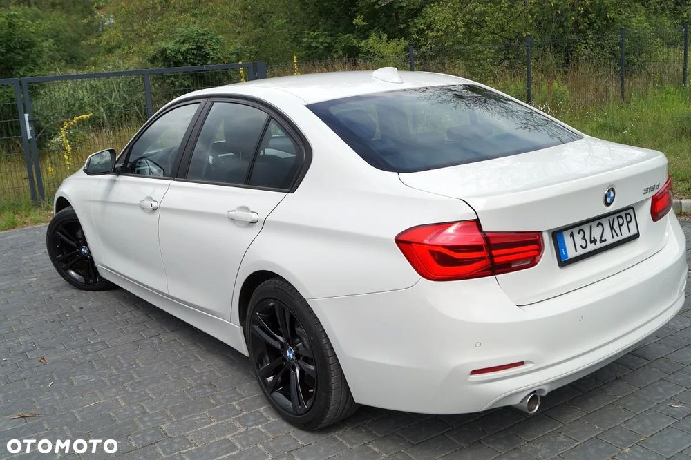 BMW Seria 3 318d Edition M Sport Shadow - 6