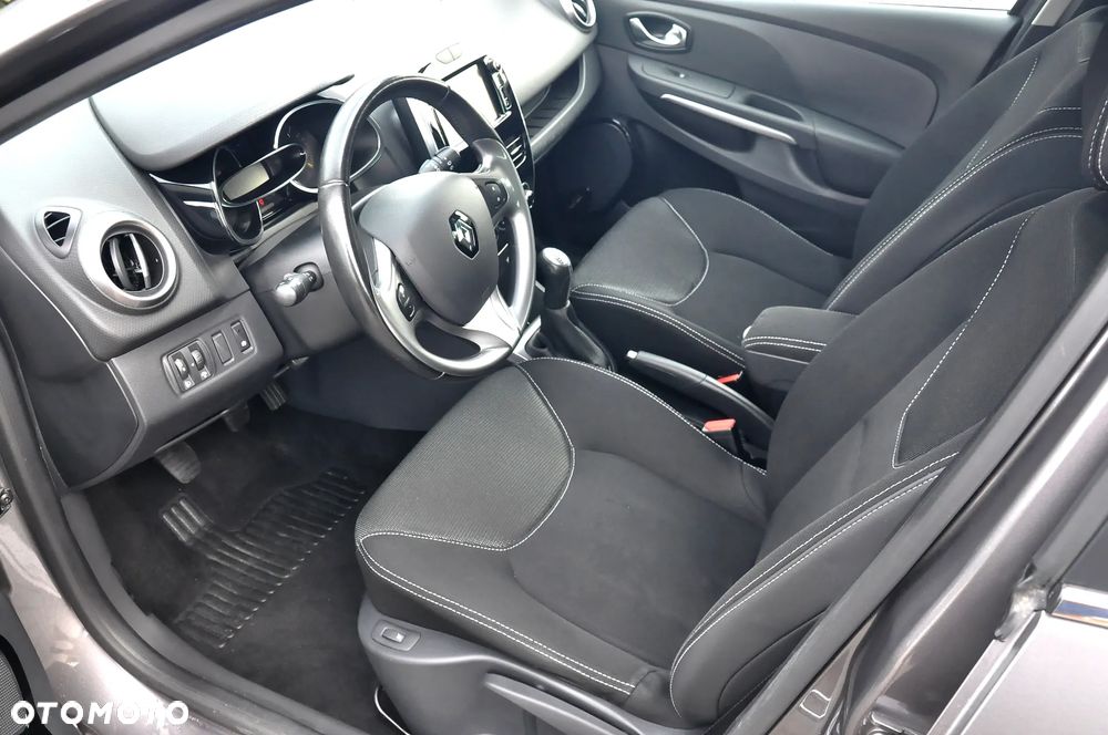 Renault Clio 0.9 TCe Techno Feel - 25