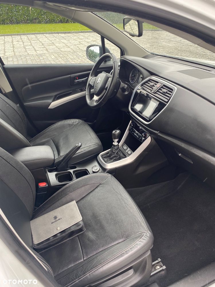 Suzuki SX4 S-Cross 1.4 T Elegance 4WD - 6