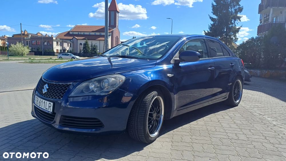 Suzuki Kizashi - 10