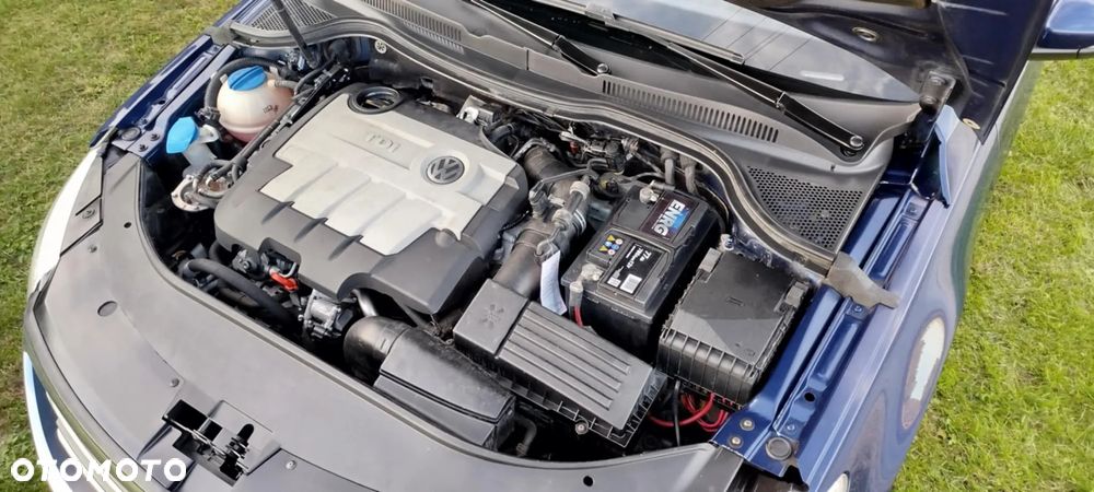 Volkswagen Passat 2.0 TDI DPF DSG Comfortline - 10