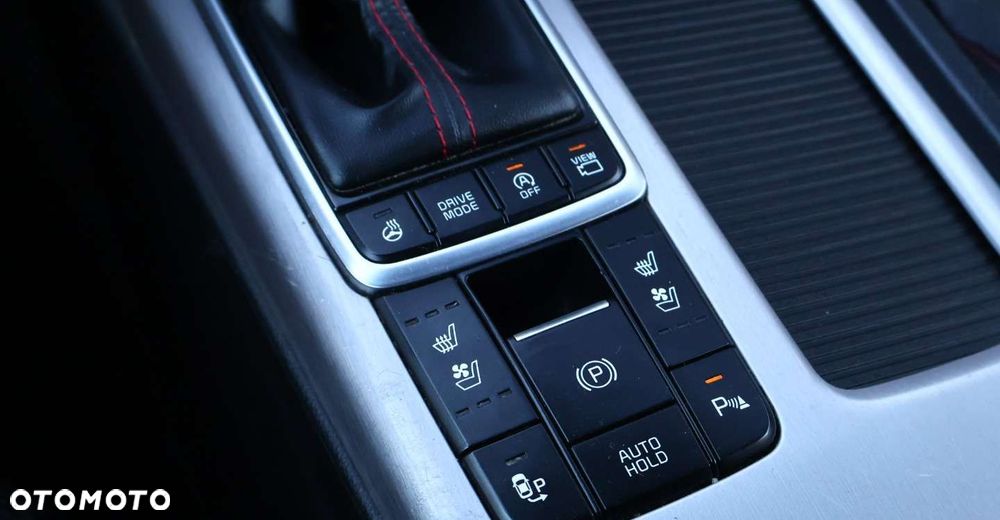 Kia Optima - 30