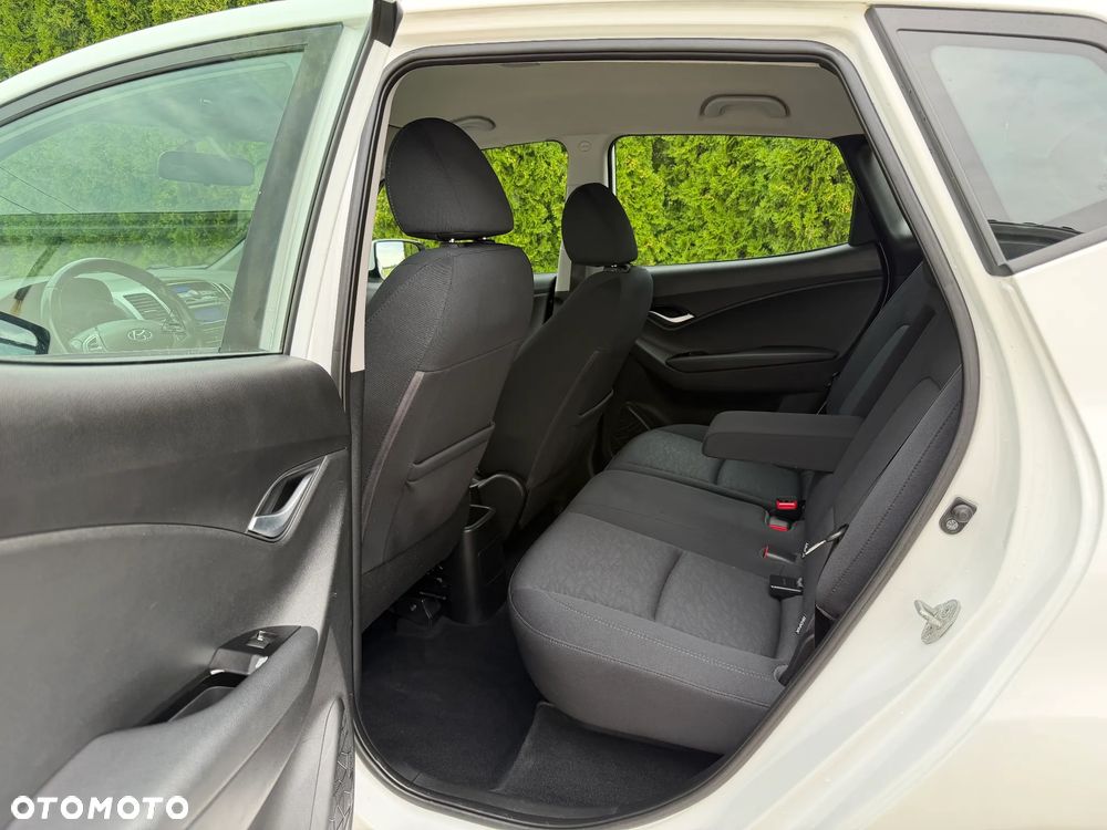 Hyundai ix20 1.4 blue Space+ - 8