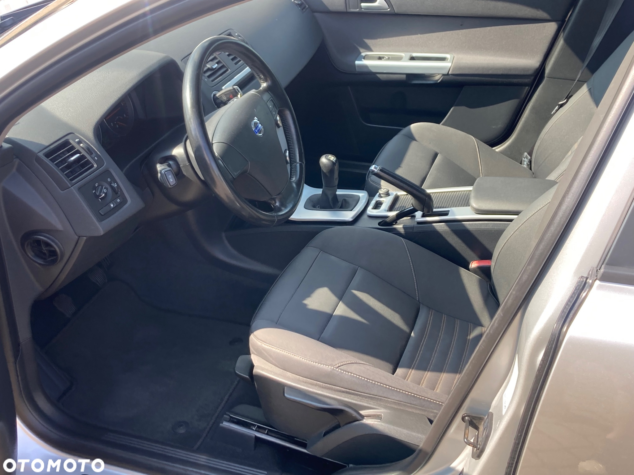 Volvo V50 1.6D DPF DRIVe - 15