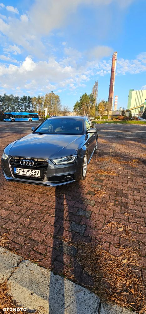 Audi A4 Avant 2.0 TDI S tronic quattro - 4