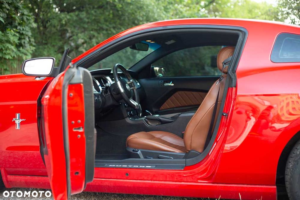 Ford Mustang 3.7 V6 Premium - 22