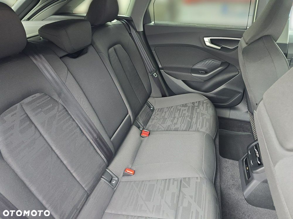 Audi A5 Avant - 11