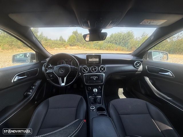 Mercedes-Benz A 180 Dynamic Edition - 6