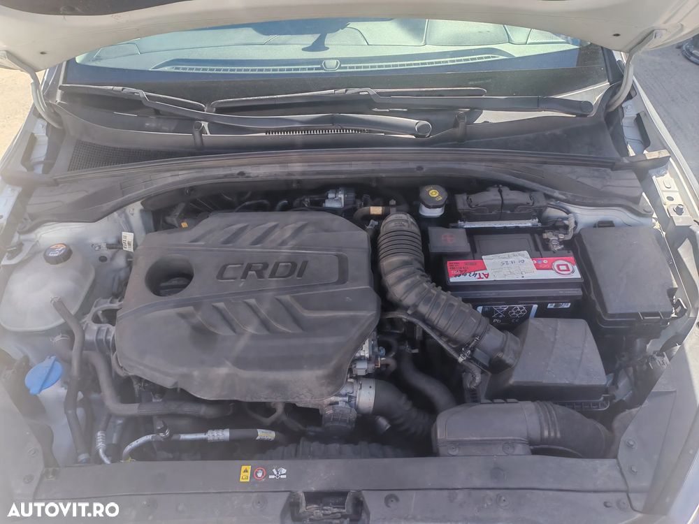 Kia Ceed - 9