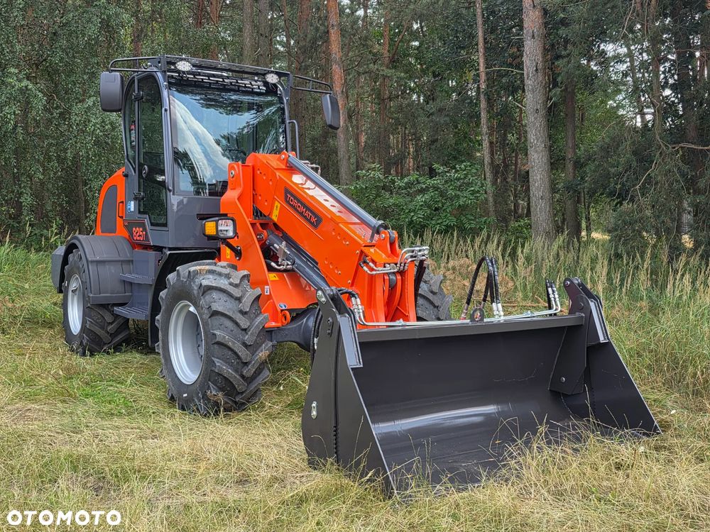 Inny NOWA ładowarka przegubowa teleskopowa TORQMATIK 825T - 10