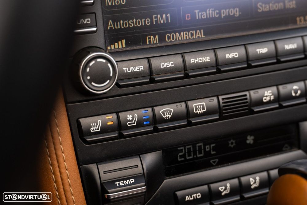 Porsche 911 (997) Turbo Cabriolet PDK - 36