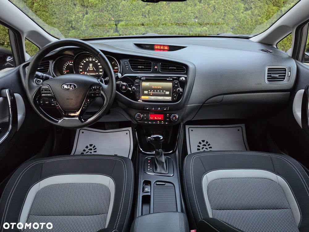 Kia Ceed 1.6 GDI DCT Platinum Edition - 21