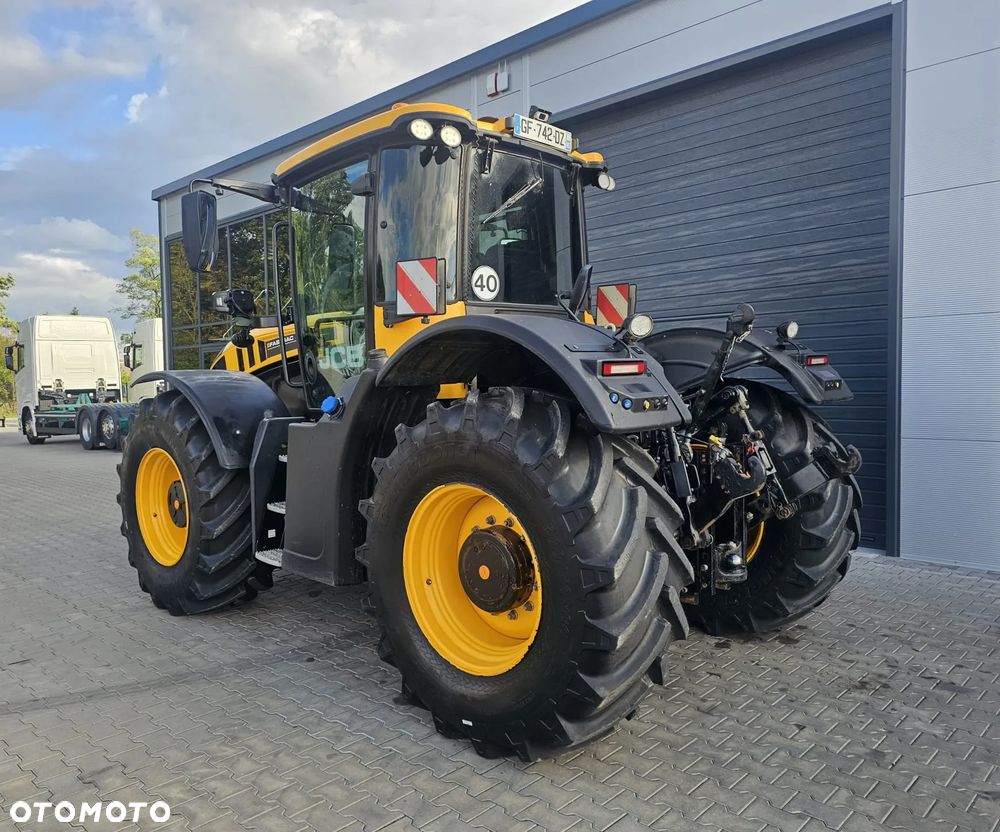 JCB FASTRAC 4220 - 6