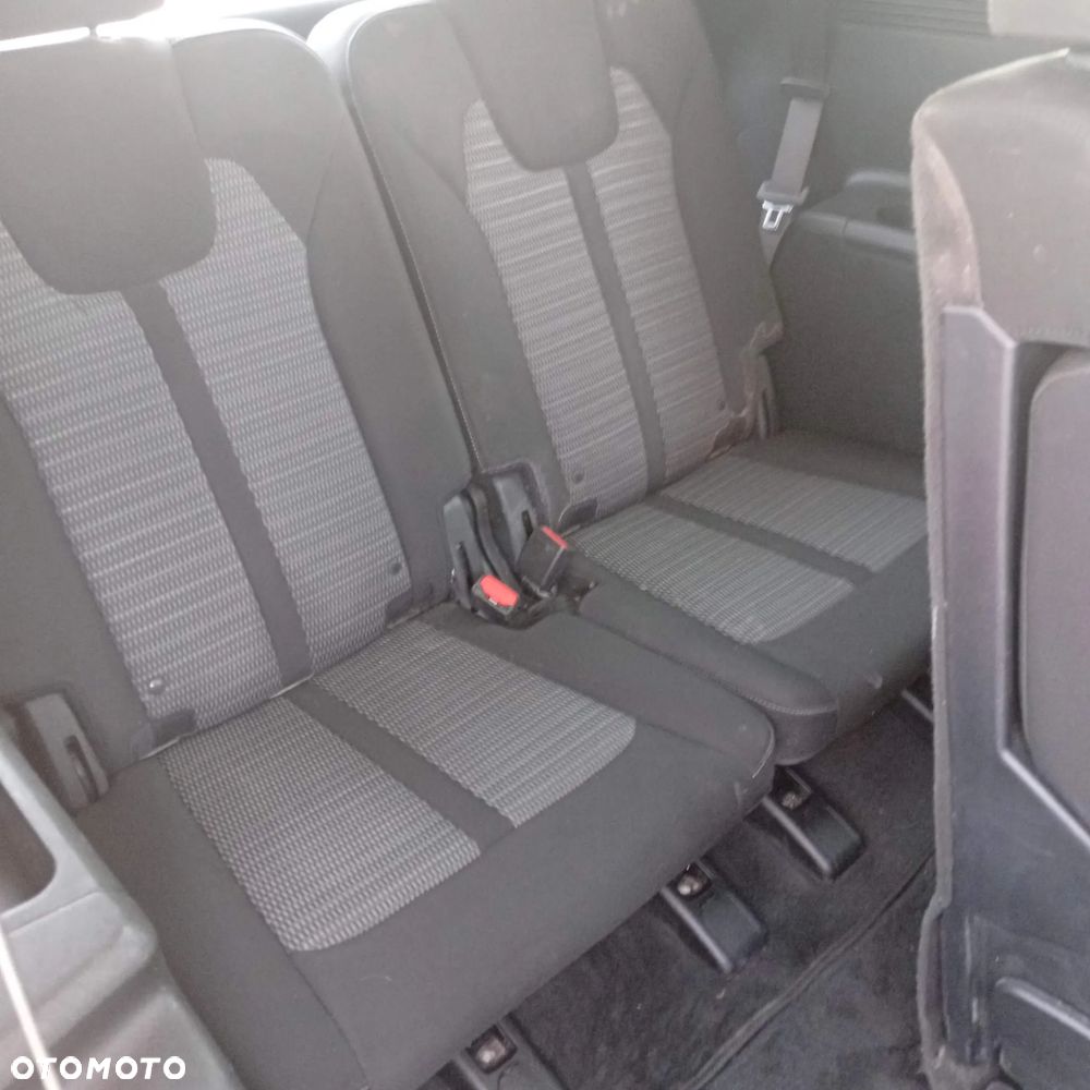 Kia Sorento - 24