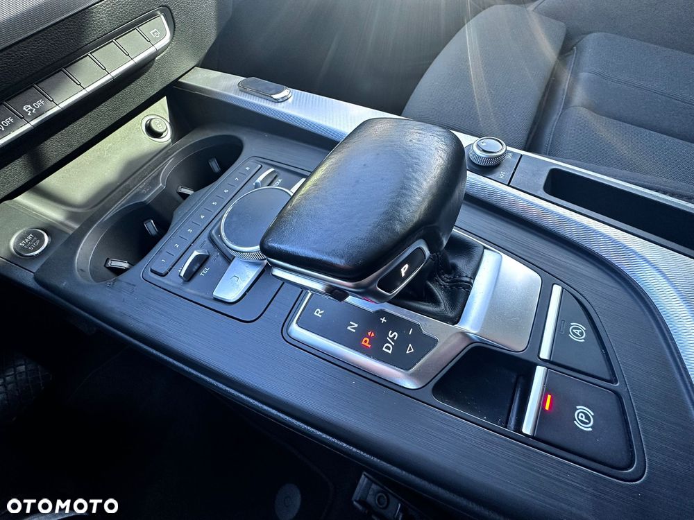 Audi A4 Avant 2.0 TDI S tronic - 9