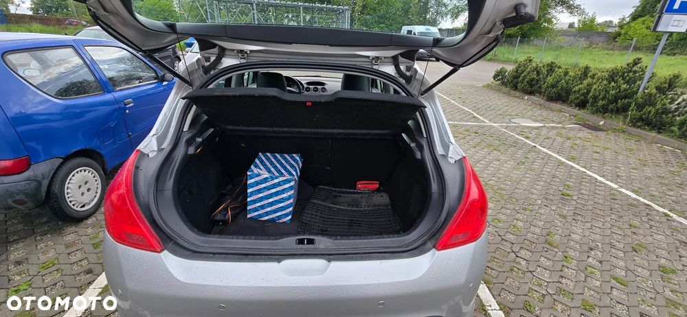 Peugeot 308 1.6 HDi Premium - 10