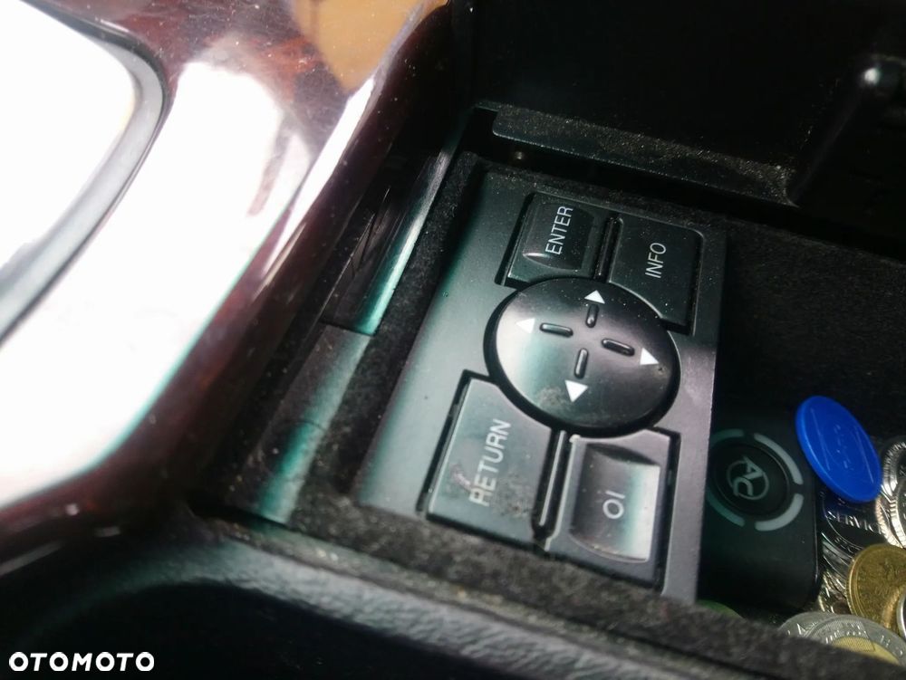 Audi A8 - 8