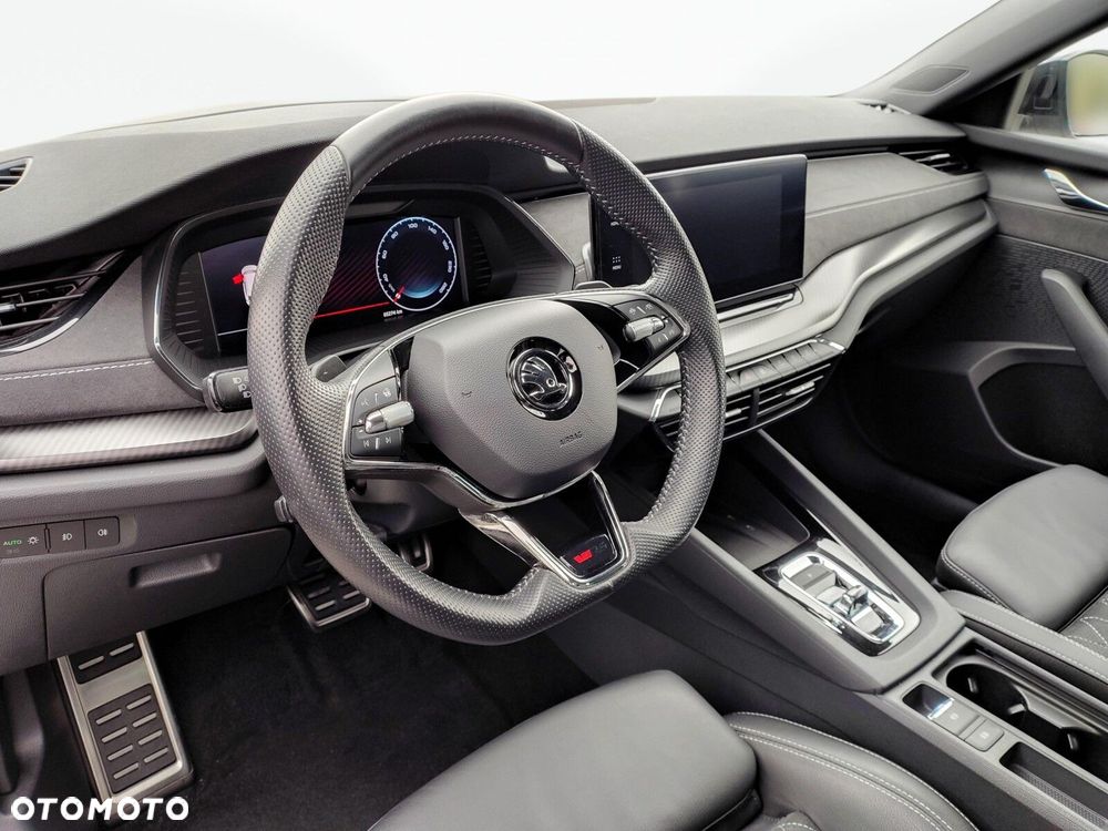 Skoda Octavia 2.0 TDI RS DSG - 9