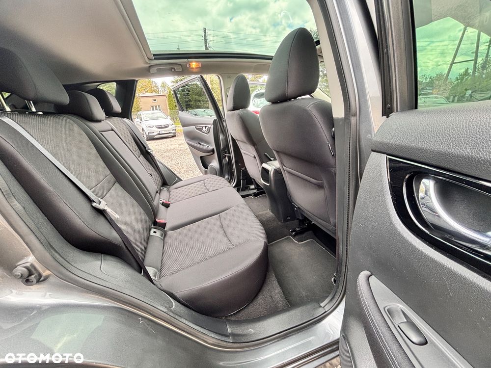 Nissan Qashqai 1.6 DIG-T N-Connecta - 8