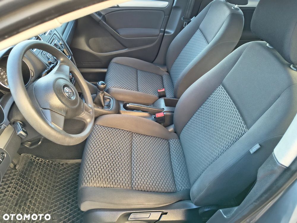 Volkswagen Golf 1.6 Trendline - 12