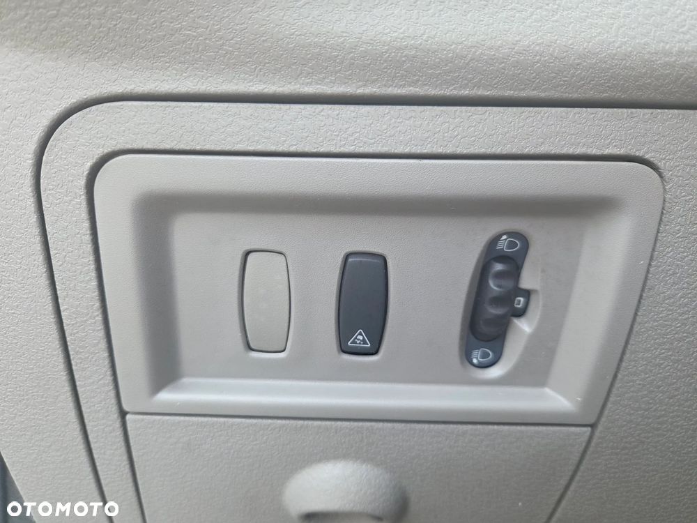 Renault Modus - 24