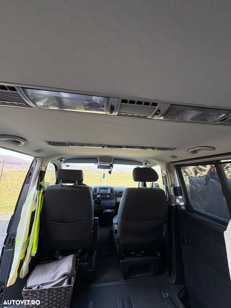 Volkswagen Multivan - 10
