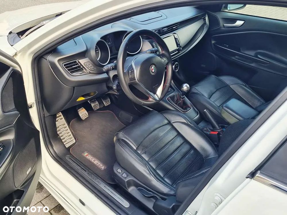 Alfa Romeo Giulietta 2.0 JTDM 16V Turismo - 14