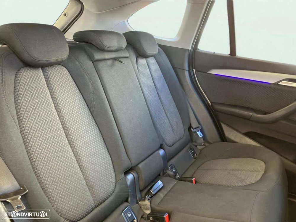 BMW X1 25 e xDrive - 14