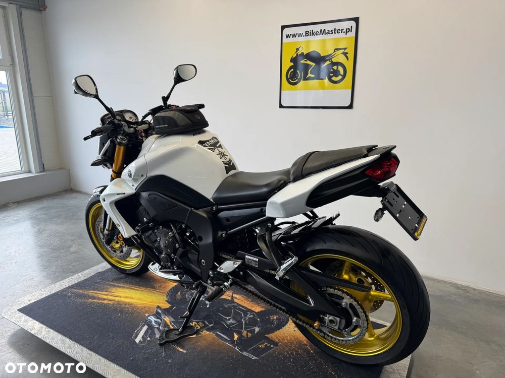 Yamaha FZ8 - 6
