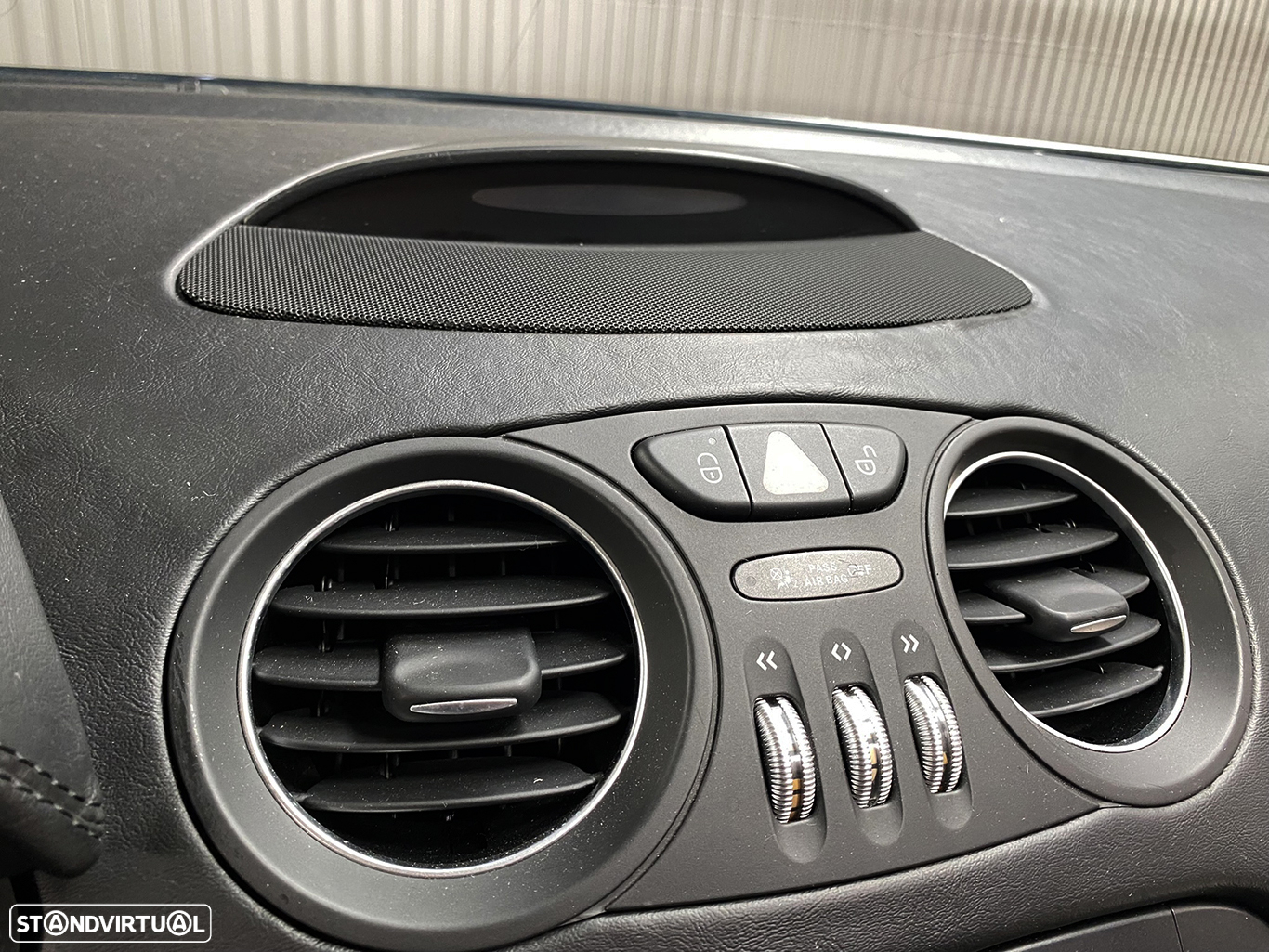Mercedes-Benz SL 65 AMG - 35