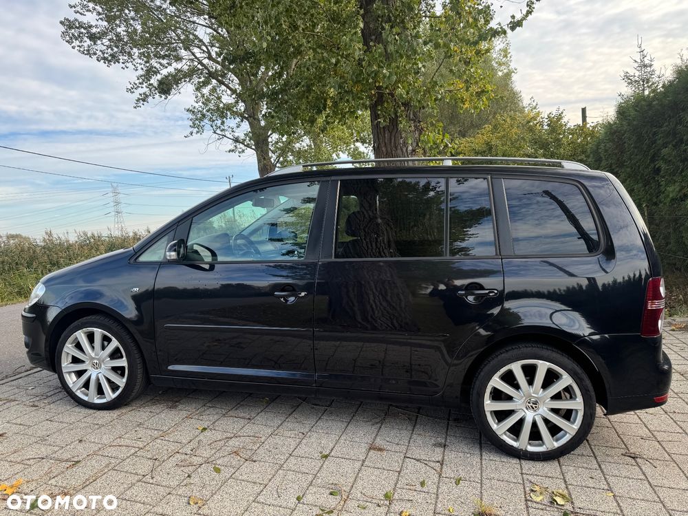 Volkswagen Touran 2008 photo 3