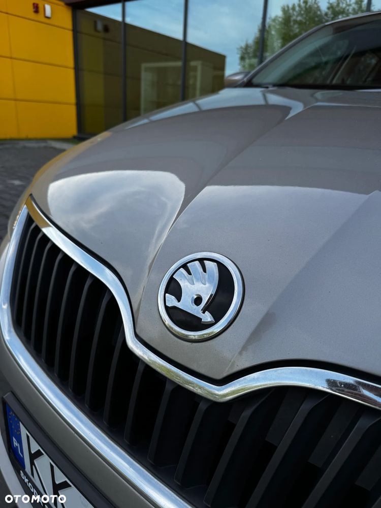 Skoda RAPID 1.0 TSI Ambition - 26
