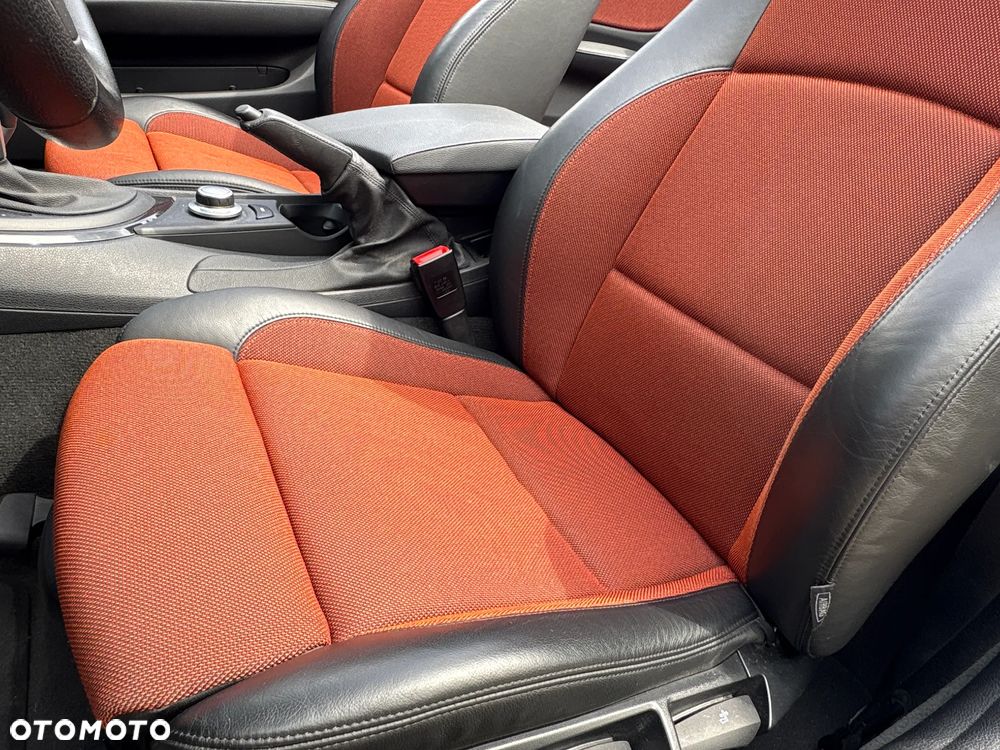 BMW Seria 1 118i - 15