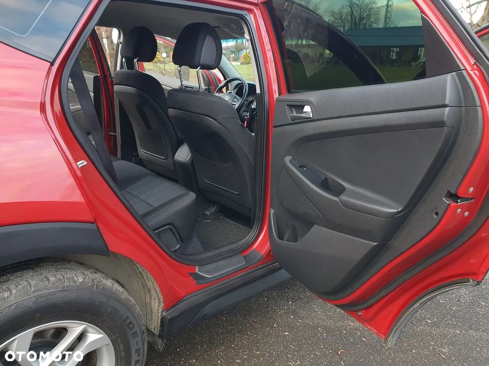 Hyundai Tucson blue 1.7 CRDi 2WD Style - 19