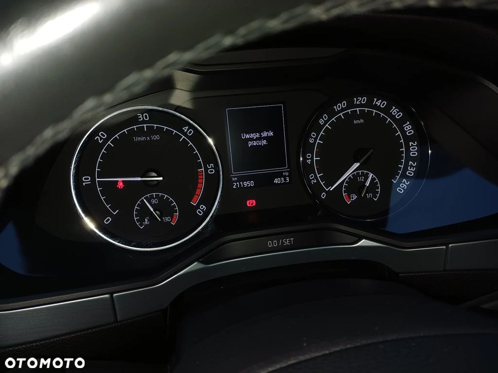 Skoda Superb 2.0 TDI Ambition - 32