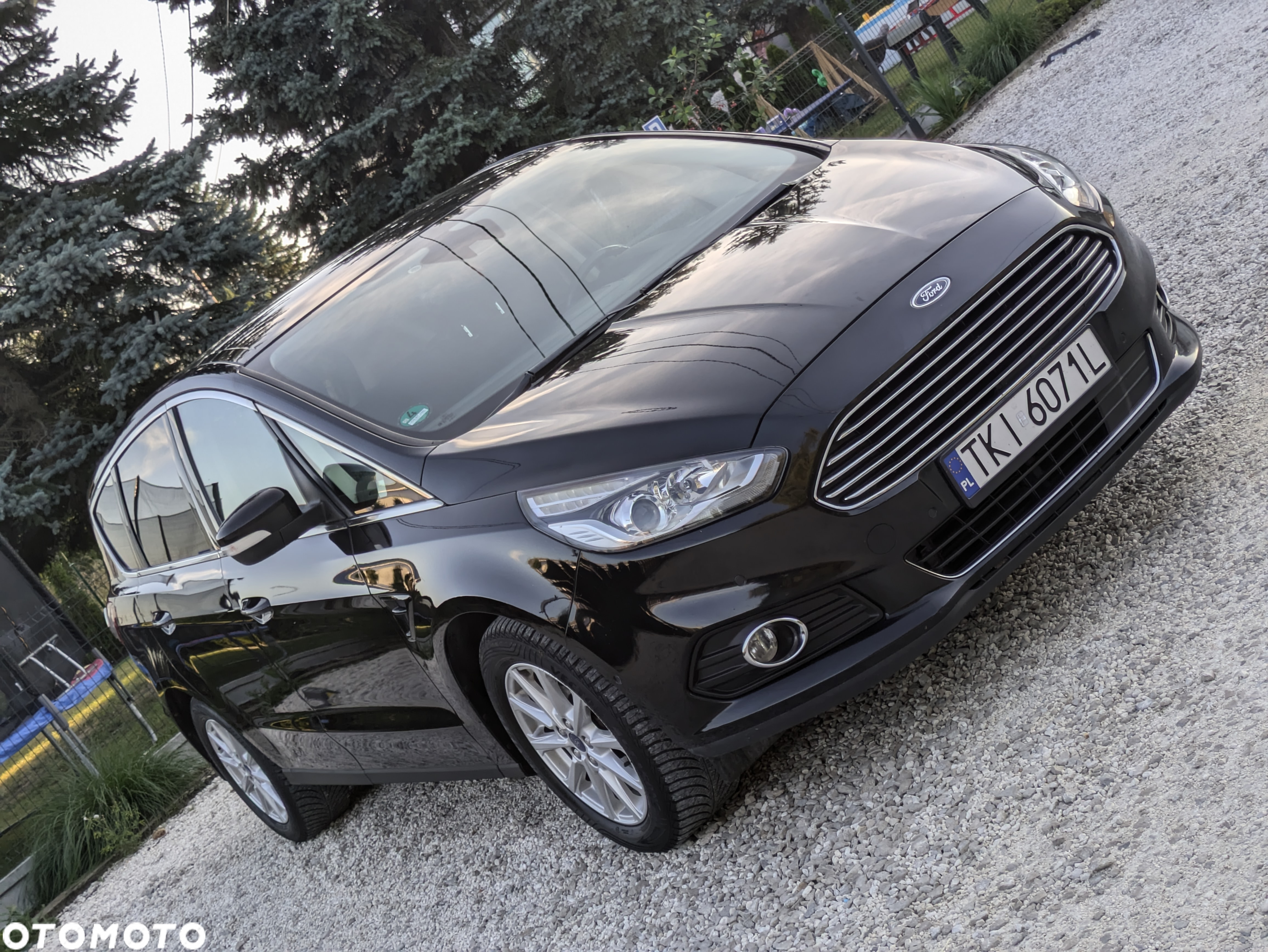 Ford S-Max - 34