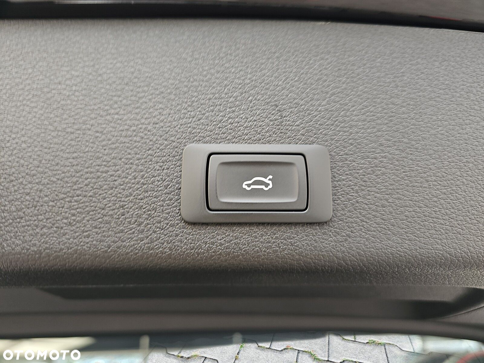 Audi e-tron - 32